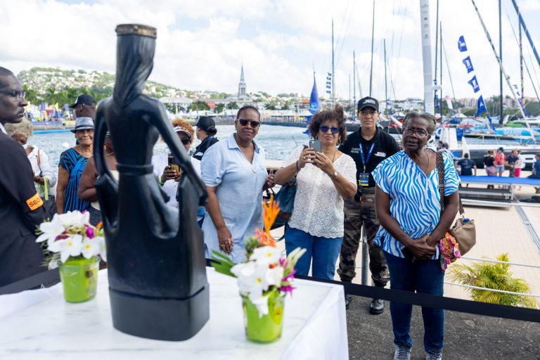 Arrivée de la Vierge noire de Rocamadour en Martinique - Transat Café L'Or 2025