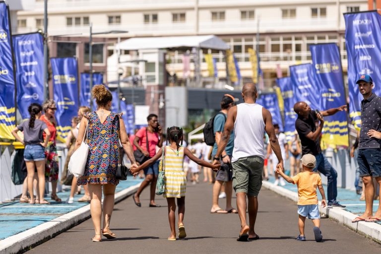 Village d'arrivée de la Transat Café L'Or 2025 à Fort-de-France